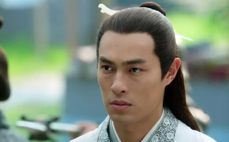 邱心志|颜值不够却偏要演男主的8位男星，一出场就被男配秒杀