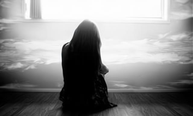 纪实回顾:从“鬼”到人,吸毒8年的年轻女子在监狱经历了什么?