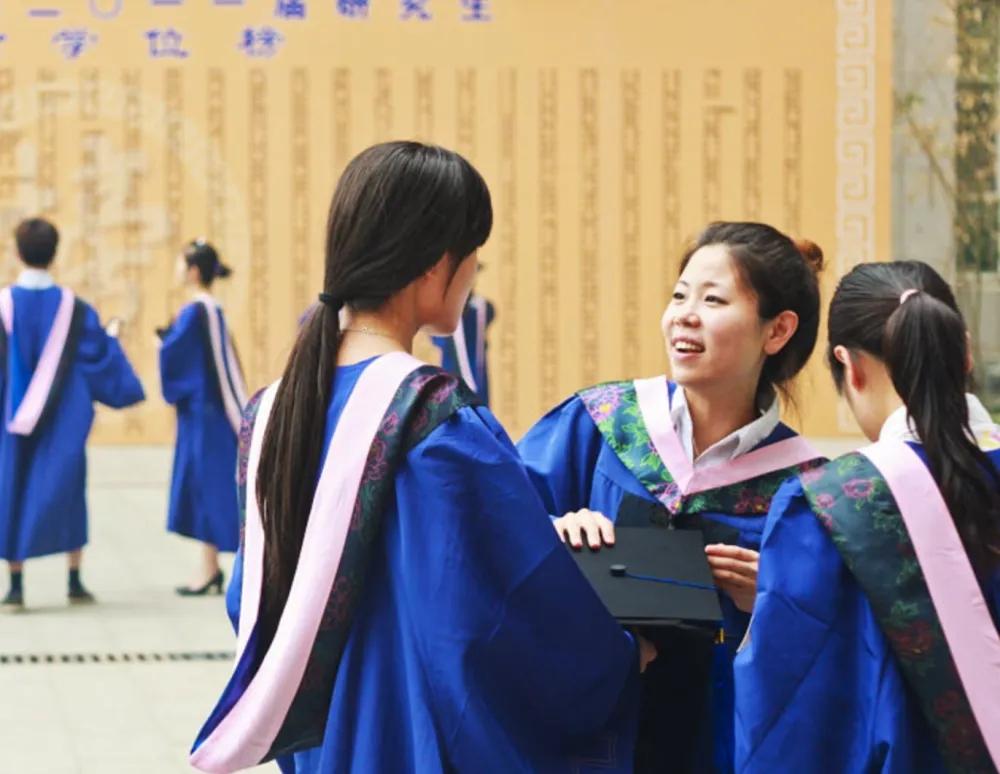 高校|父亲吐槽985毕业的女儿:从别人家的孩子沦为笑话,刺痛了多少人