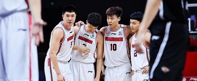 广东男篮|恭喜杜锋！恭喜朱芳雨！广东男篮完成7笔签约，易建联拿顶薪合同