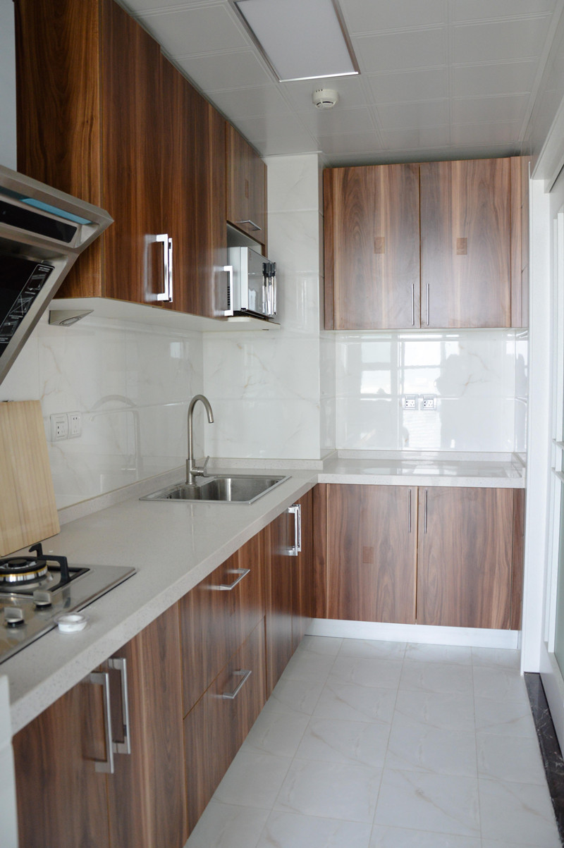 机械|掏空积蓄买房,剩6万穷装新房,被丈母娘嫌弃像出租房,咋办?