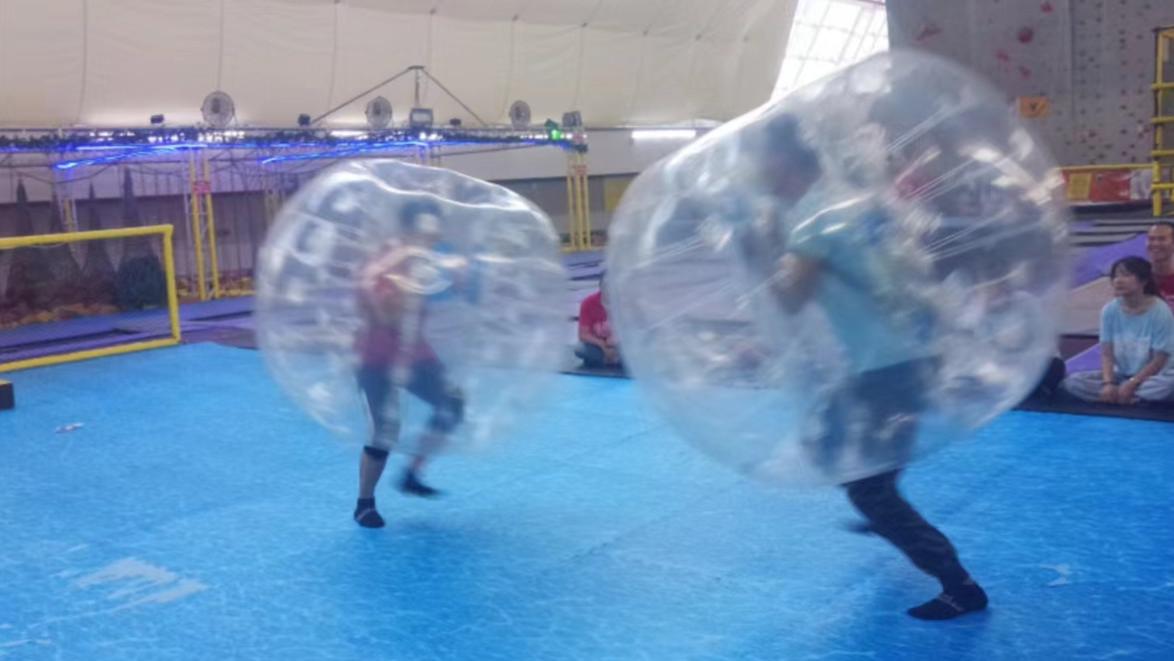 |久坐办公室不动？超解压蹦床团建了解一下