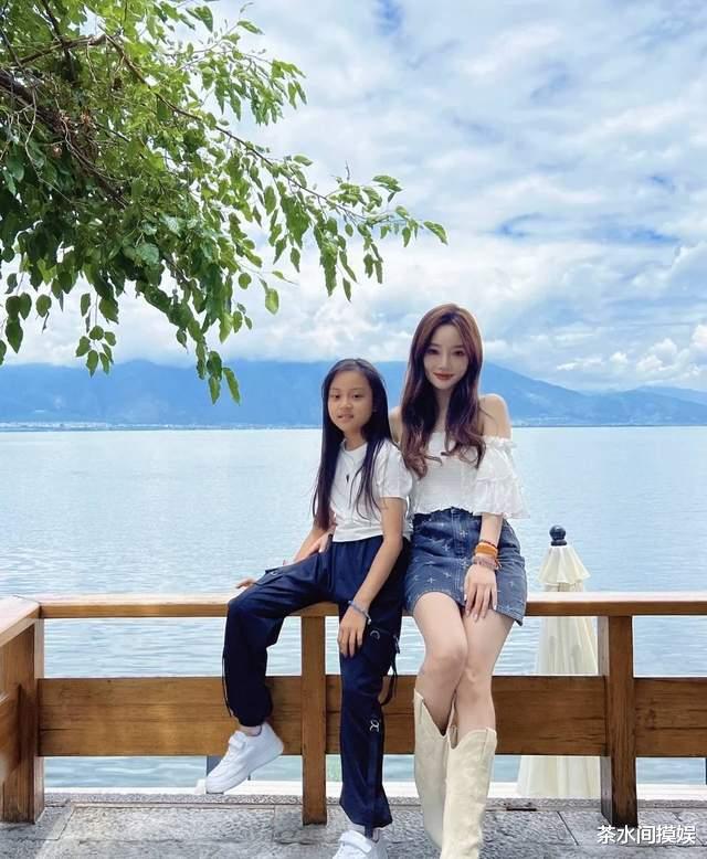 |催熟、缺爱、不正经？几位父母离异的星二代，其实没那么“不堪”