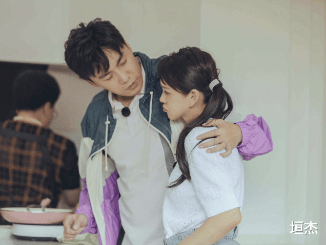 赵本山|球球官宣喜讯，赵本山保持沉默，不被父母祝福的婚姻，还是别嫁了