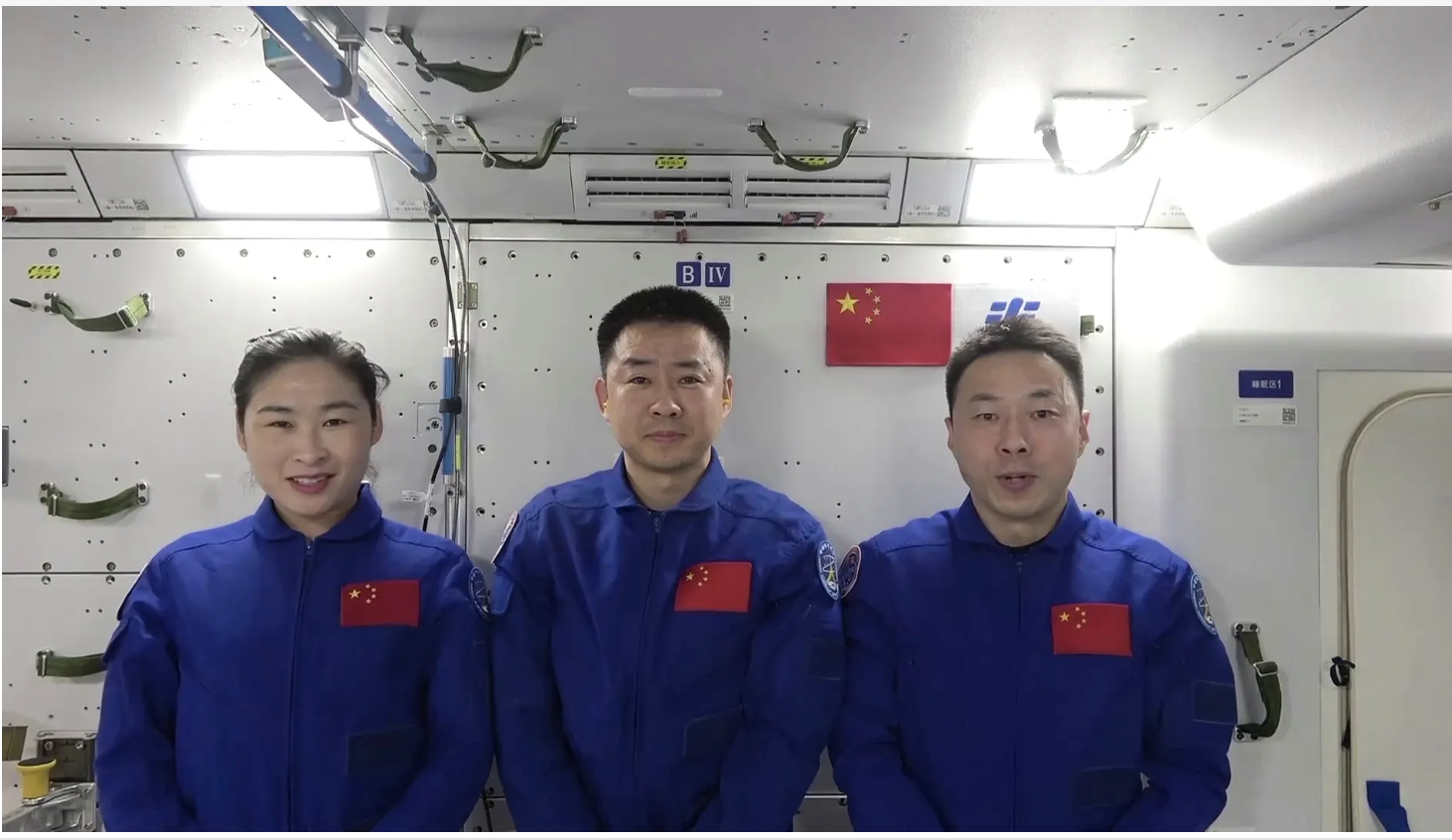 神十四返回地球,为何航天员要被抬出来还要隔离?牺牲真是太大了