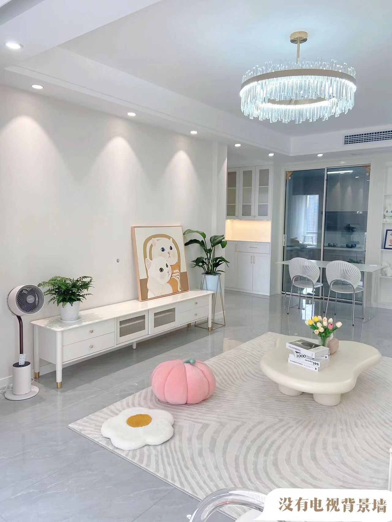 没请设计师,90平!10W装修成温馨奶油风