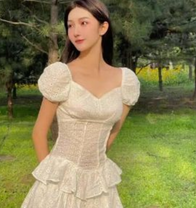 都美竹|吴亦凡还在蹲大狱,都美竹却顺利通过艺考进军娱乐圈,颜值遭质疑