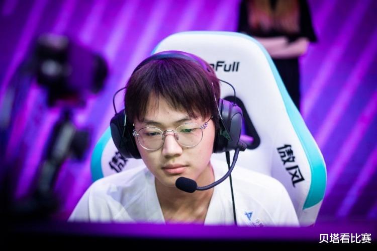 |恭喜乐言!恋情曝光!女友颜值爆表,身材出色!主动承认恋情