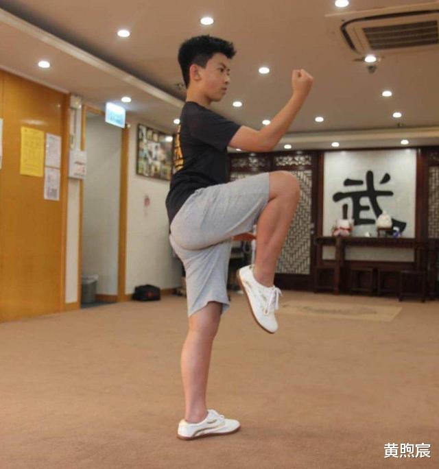 TVB|TVB知名童星杨凯博火出圈!新剧与实力花旦演母子,将谱出姐弟恋