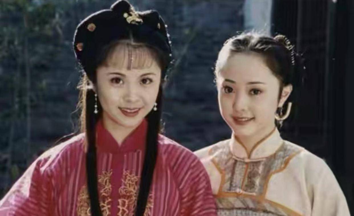 杨若兮|杨若兮回归家庭后罕露面，穿古装用百元水杯，当全职妈妈模样大变