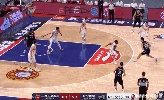 山西男篮|辽宁17分逆转山西，杨鸣“弃用三人”，激活49+20三锋是关键
