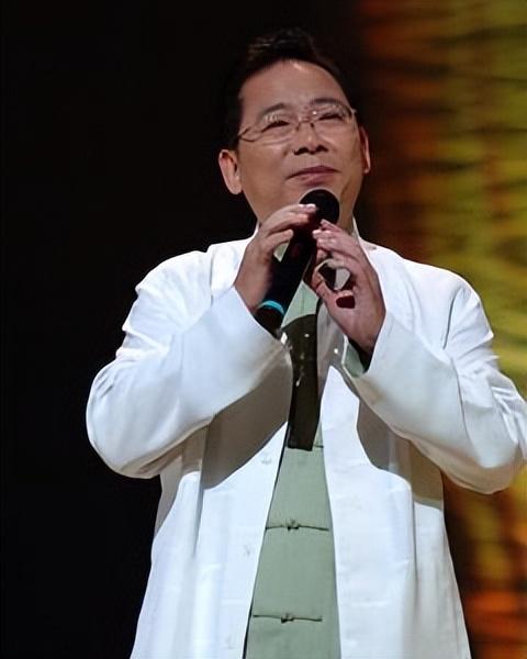 张明敏|倾家荡产为国捐款,却遭香港乐坛封杀多年,张明敏和滚烫的中国心