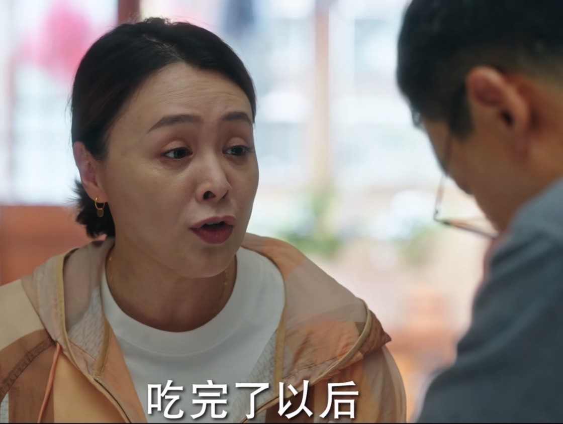 周杰伦|44岁龚蓓苾演女儿,跟44岁“母亲”同框,却毫无违和感