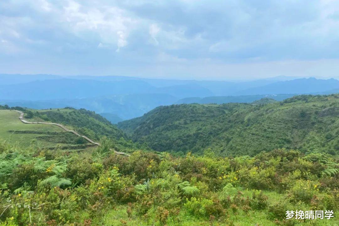 古镇|夏天去哪避暑?七八月还要穿外套的这五个地方,凉快又好玩