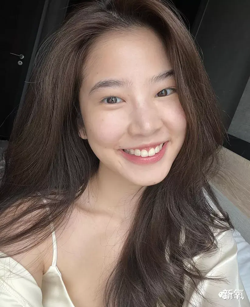 娱乐圈|泰国娱乐圈的迷之审美，她的副业只配出现在夜里？