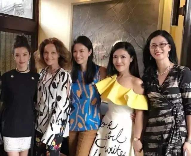 娱乐圈|坐过潘石屹腿，合照删除洪晃，一天650元餐费不够的苏芒有多嚣张