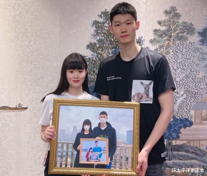 胡金秋|胡金秋妻子发声感动球迷！手术成功没有后遗症，医生：免疫力下降
