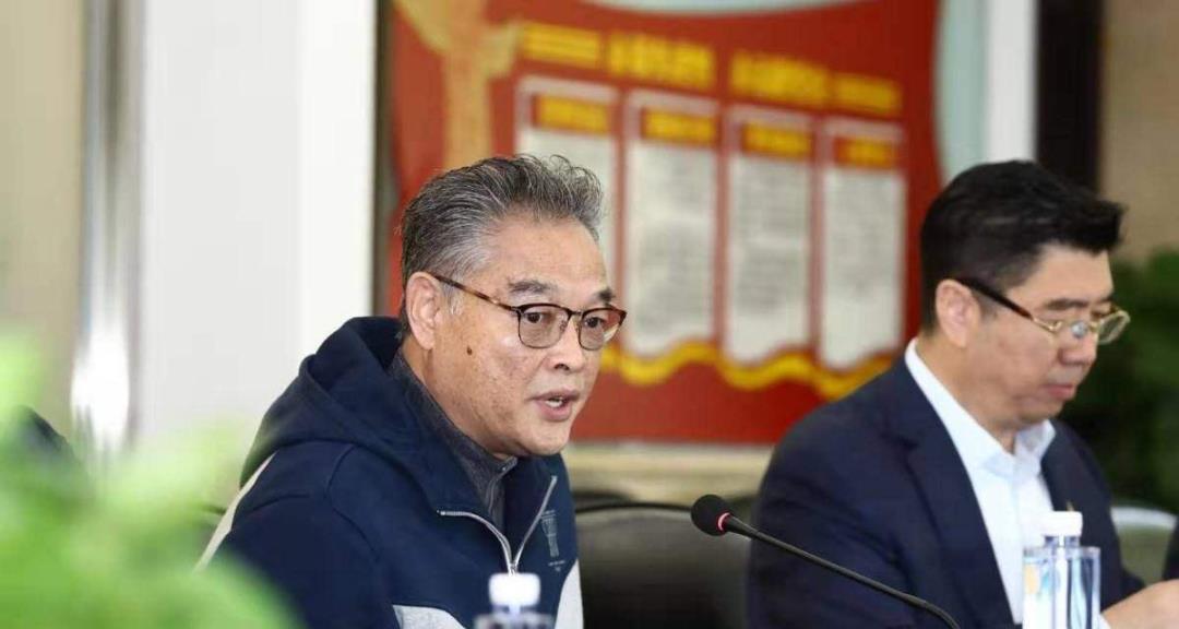 女排|冯坤当选女排主帅众望所归，远嫁泰国心系祖国，郎平陈忠和留惊喜