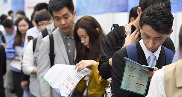 大学生|殡仪馆单位大量扩招，收入让人“心痒痒”，年轻人表示：不敢进！