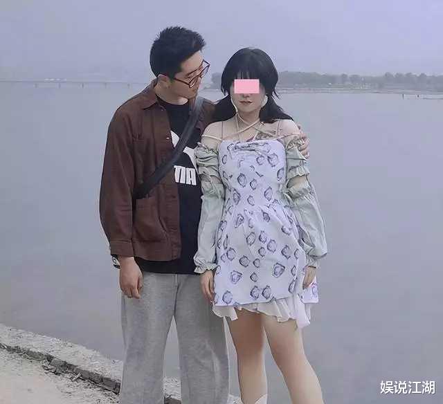 为爱冲锋大反转！男女主合体直播捞金翻车！知情人、警方曝光真相