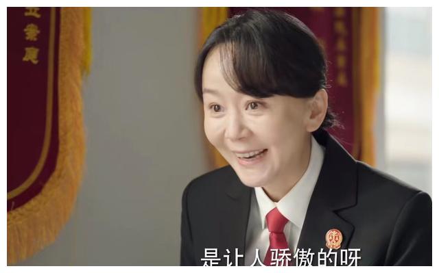 换剧如换脸！演完《底线》再演《谢谢你医生》，愣是没认出来