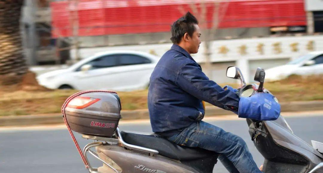 银行|对门邻居的房子，竟用来存放骨灰，反映无果后，我只能自认倒霉