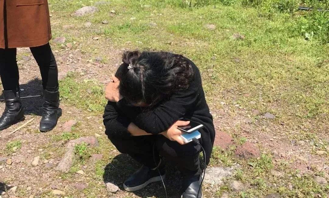 网传15岁男生胡鑫宇被拉出学校,进了诊所:也许真相离我们不远了