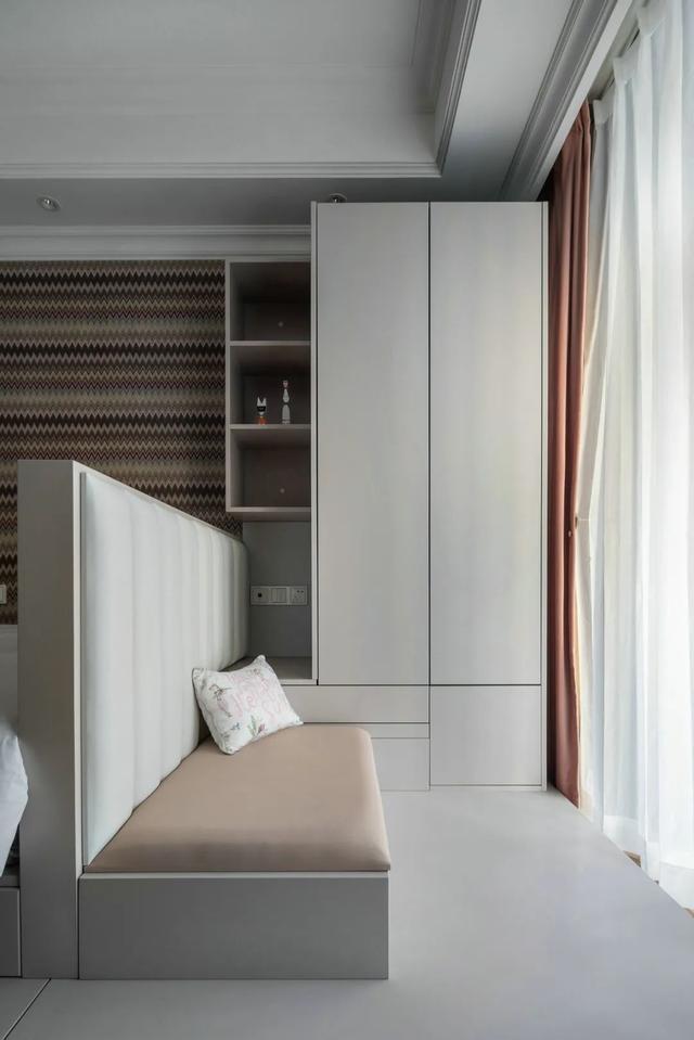 120㎡现代极简,低调灰色的空间,文艺时尚的软饰,设计很高级