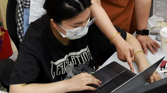 马健|00后女生入职当天就离职，求职者要敢于对不合理要求说不