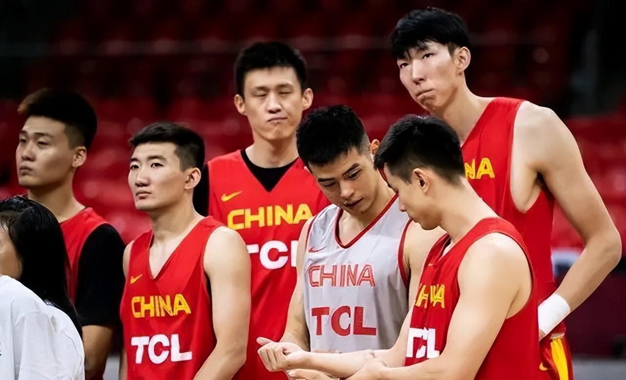 中国男篮|放弃职业球员,另外培养国家队成员,中国男篮一定比现在更好