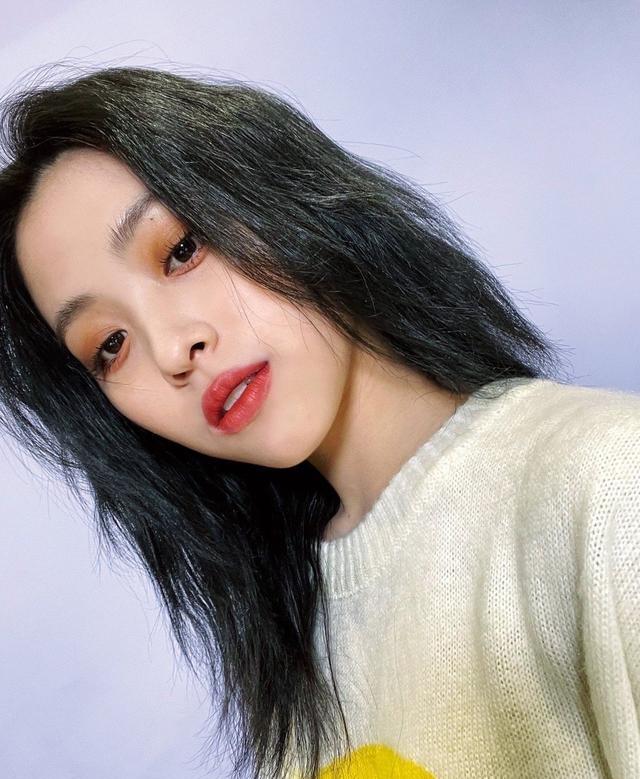 jyp|SM的崔雪莉和金钟铉,YG的崔胜铉和金韩彬,让JYP人性美格外扎眼