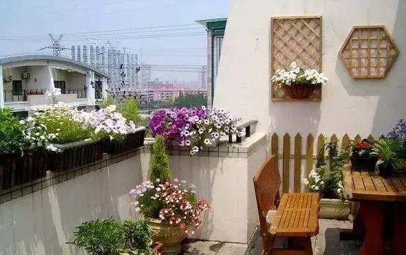 买房一定要有个露台,这样一装非常漂亮,让人天天看都不会腻!