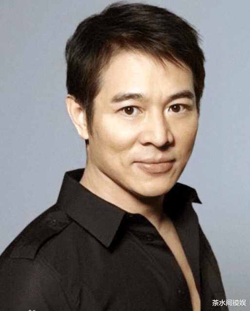 易烊千玺|移居国外的明星后续如何？有人生活艰难，有人嫁外国人，有人回国