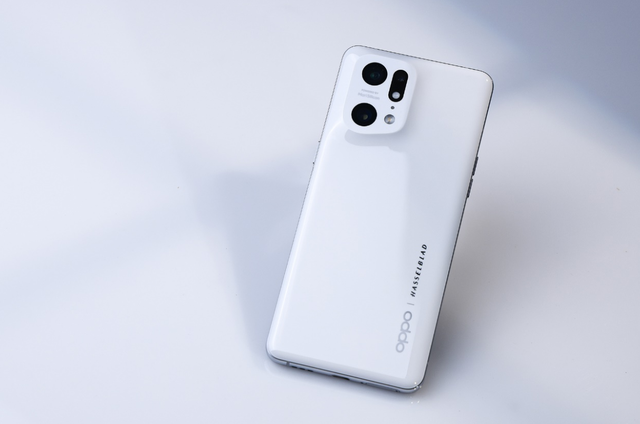 OPPO|自研芯片下单千万颗!2022年成行业新机遇,OPPO总裁刘波访谈曝光