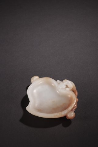 笔洗|清代-和田玉寿桃笔洗