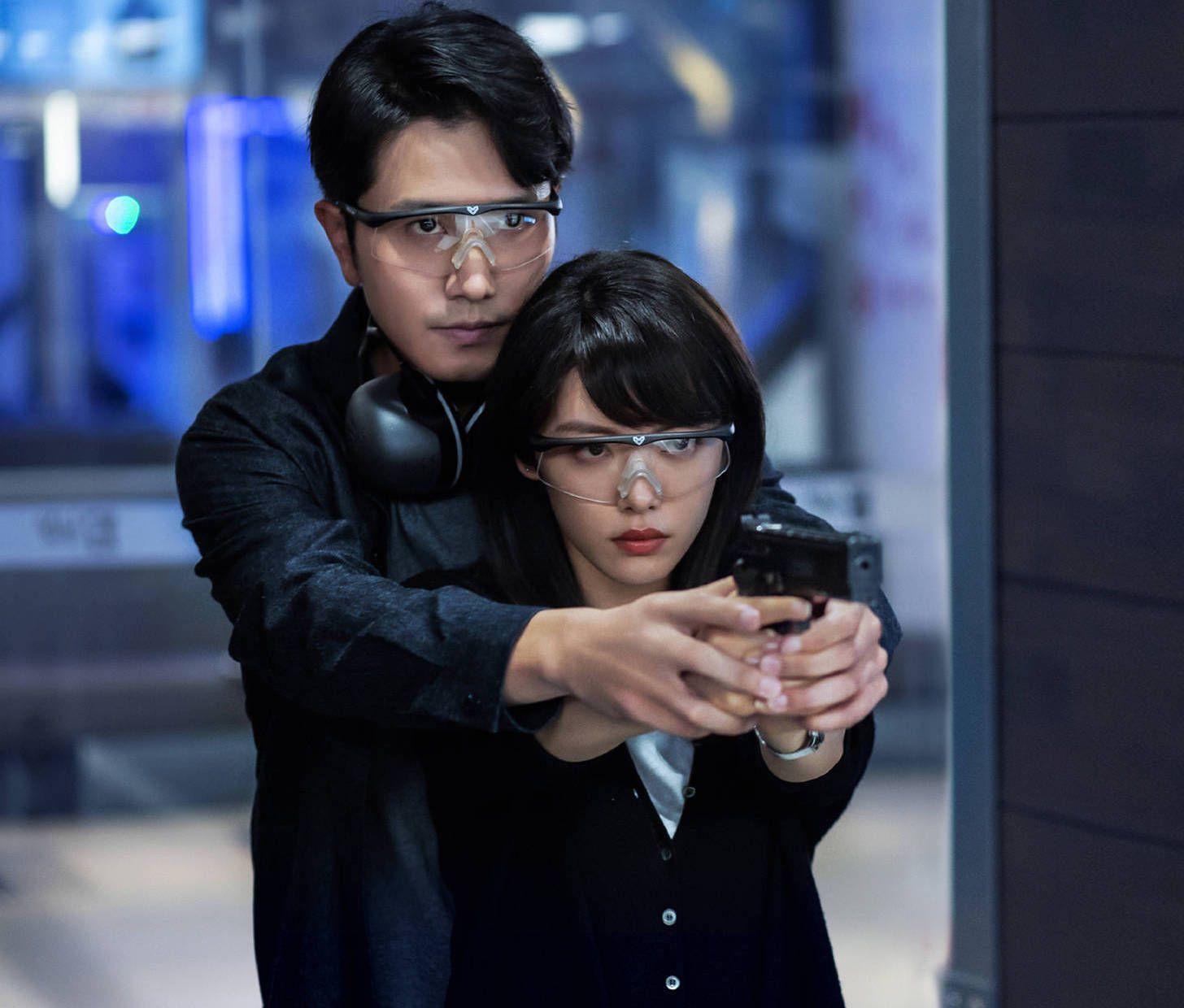 彭冠英|彭冠英蔡文静再次搭档！《阳光之下》原班人马强势来袭，剧照好甜