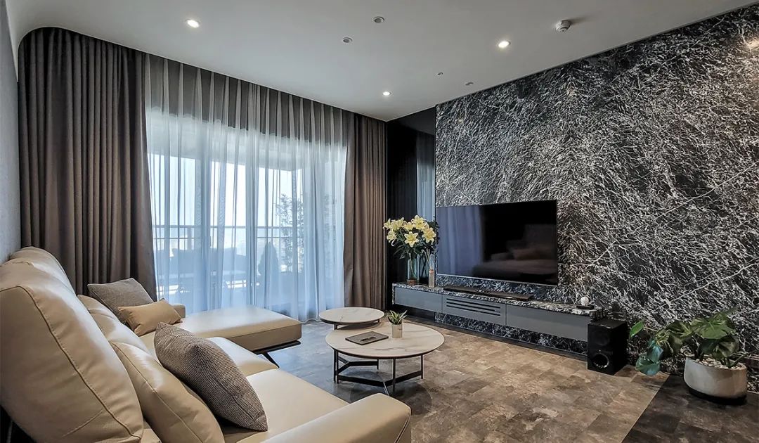 132㎡极简冷淡风，高级灰色调，精致又优雅