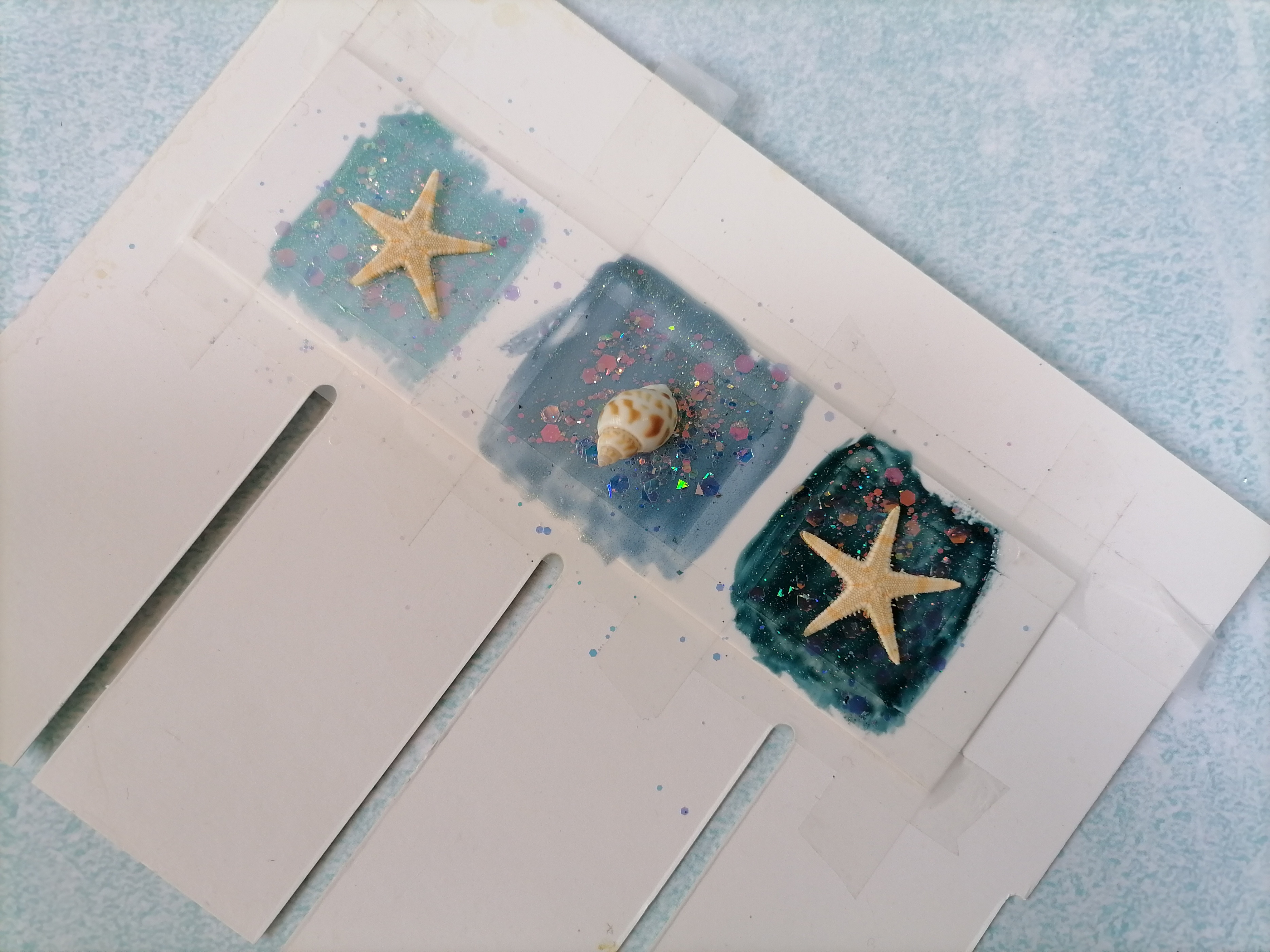 金光闪烁的沙滩,简洁的海洋风格,低成本手工装饰画