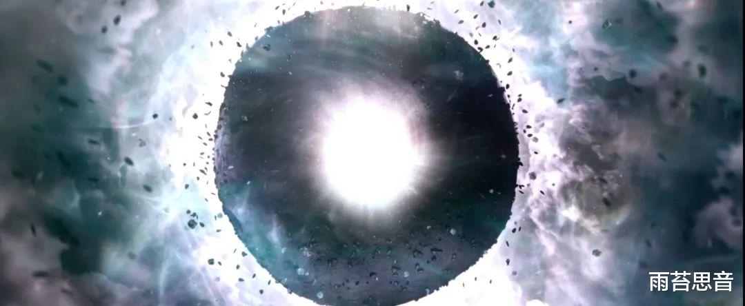 瞬息全宇宙|我们是荒原上互逐的圆石-《瞬息全宇宙》影评