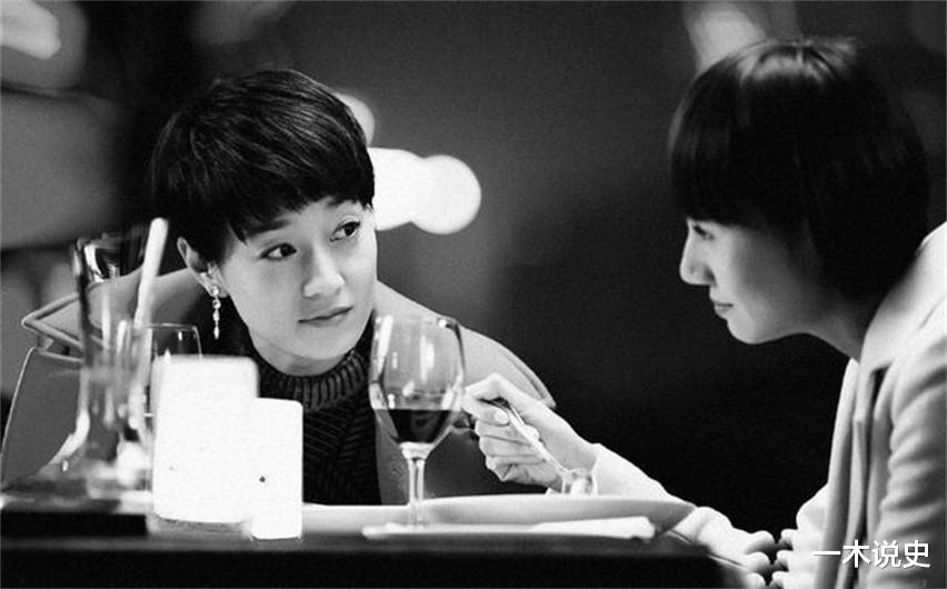 郑佩佩|18岁未婚先孕，33年拒和子相认，抢闺密男友，写出《我的前半生》