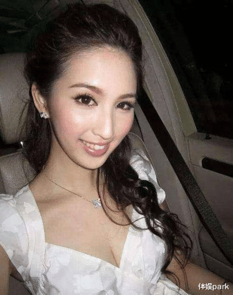 何傲儿|曾经恋爱标准就是有钱的那位女明星,现在过得如何了?