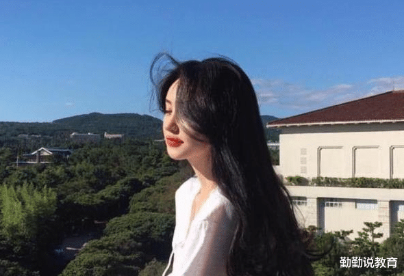 半月谈|优质男不愿娶的女生职业,第一个月入过万却遭嫌弃,男生:不敢碰