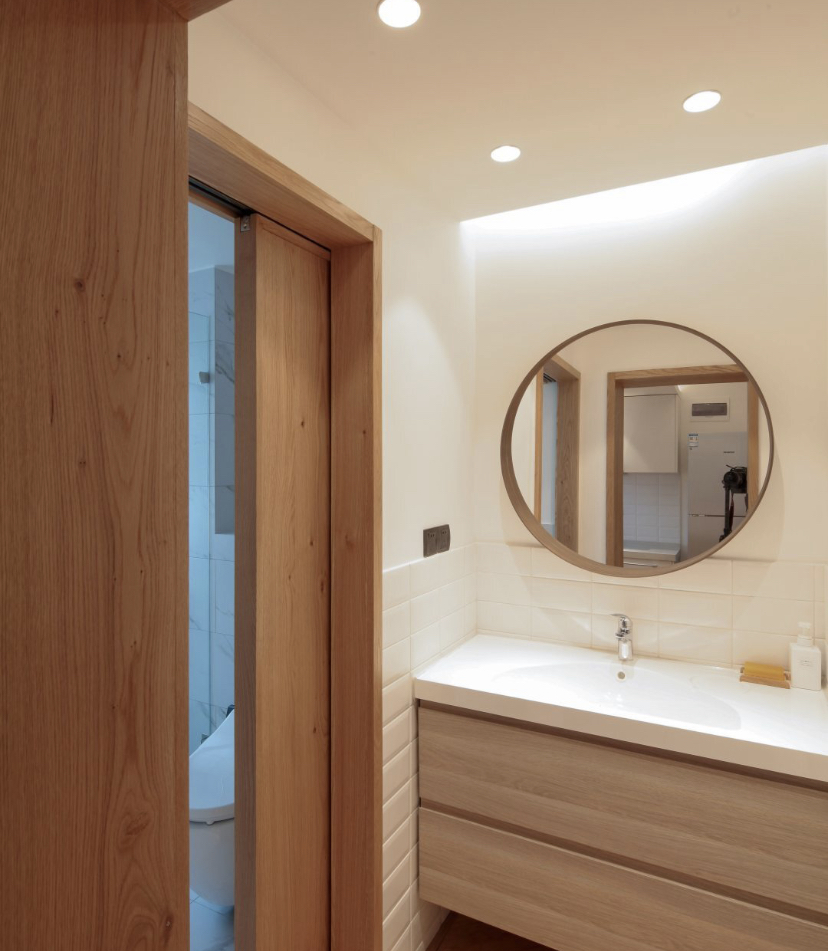 出差发现一户人家,卫生间这样布置!免去不少家务活,越用越干净