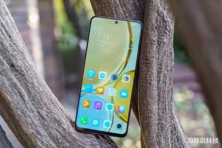 |华为：麒麟820芯+鸿蒙系统+6400万四摄+44W闪充，售价更亲民！