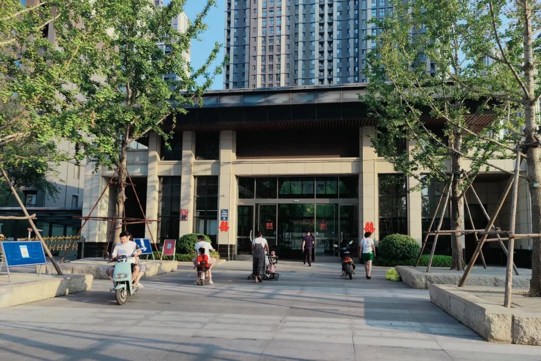 大门|永威｜“西棠不亮东南亮”，秀大门还得是永威城