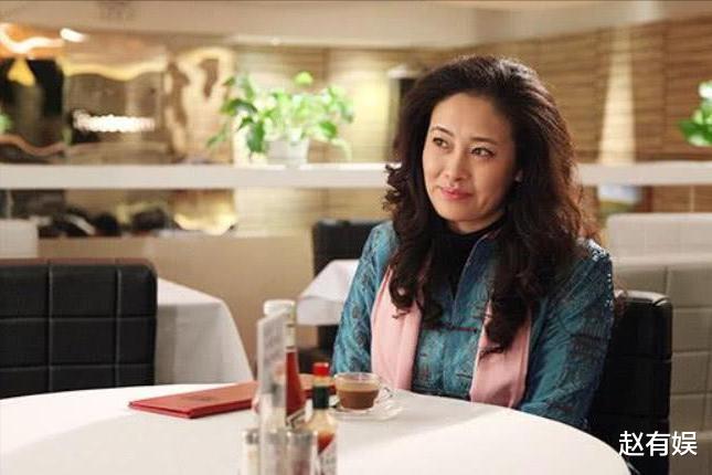 贾妮|没名没分同居8年后，她转身嫁给男友兄弟，这算爱情还是报复？