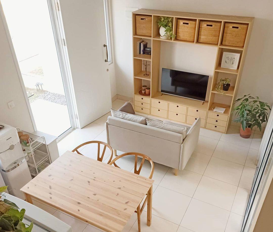 109㎡“过渡房”,上下2层小复式,院子里洗衣晾晒,日子过得惬意