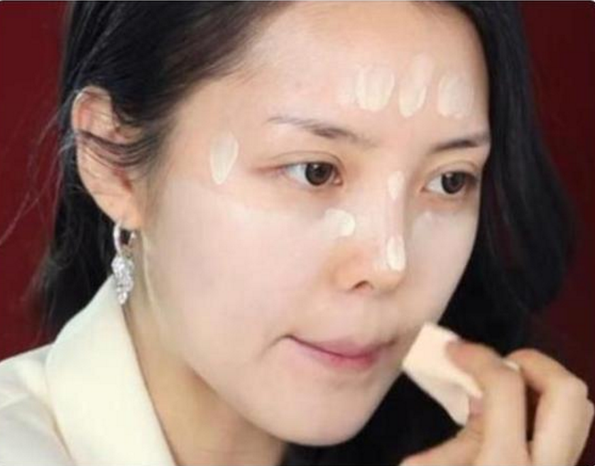 运动|为啥粉底液刚上脸很白,下午的脸会发黄暗沉?这几步你做对了吗?