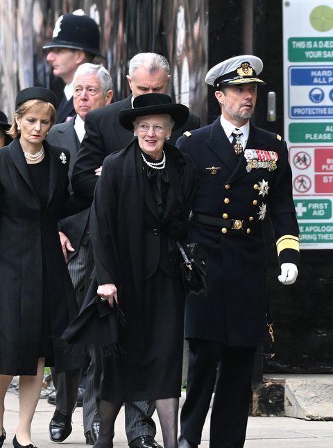 英王室担心凯特风头被抢?英国取消邀请丹麦玛丽王妃遭质疑