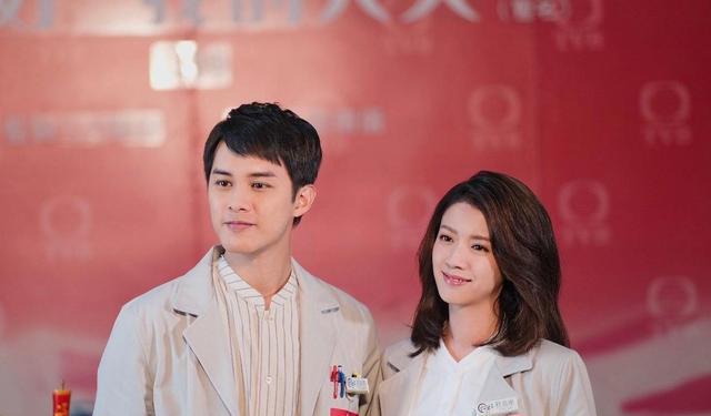 TVB|TVB新晋女神签为“亲生女”，剧约不断无女主剧，这算是力捧吗？